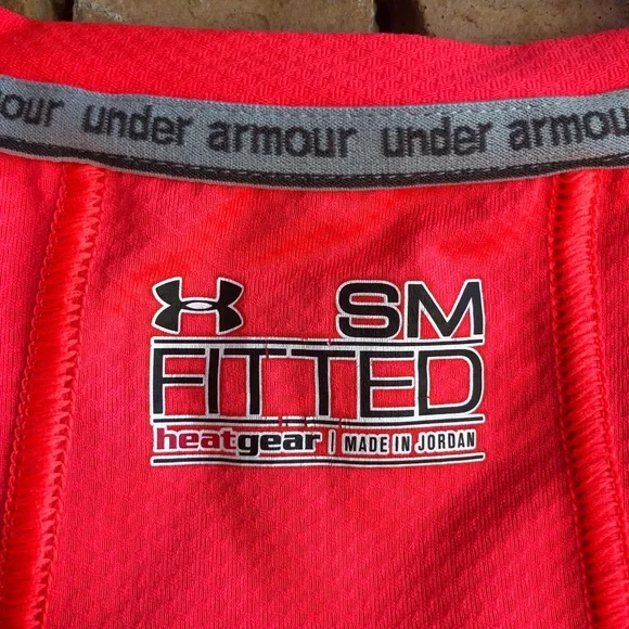 Under Armour neon orange pink Fitted Workout Shirt women Small EUC - Picture 8 of 8